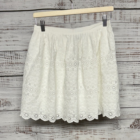 Polo Ralph Lauren White Eyelet Skirt NWT size 2 - Picture 2 of 10